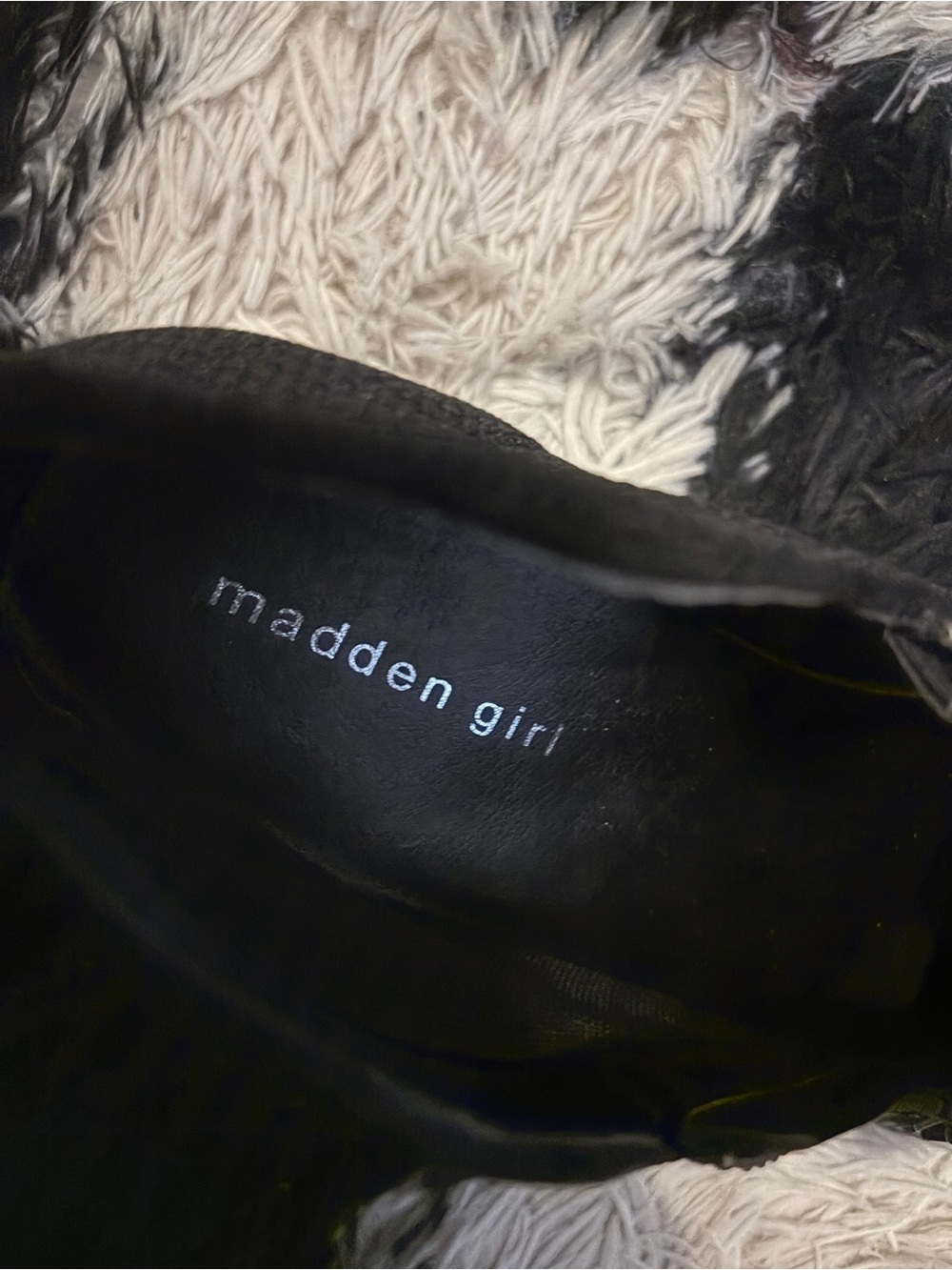 Madden Girl Hidden Wedge Sneaker Booties Black Knit Zip Up Size 10M NWOT